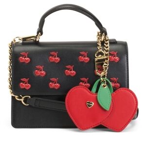 🍒🔹️Betsey Johnson 🔹️Black Crossbody Bag with Red Cherry Accents
